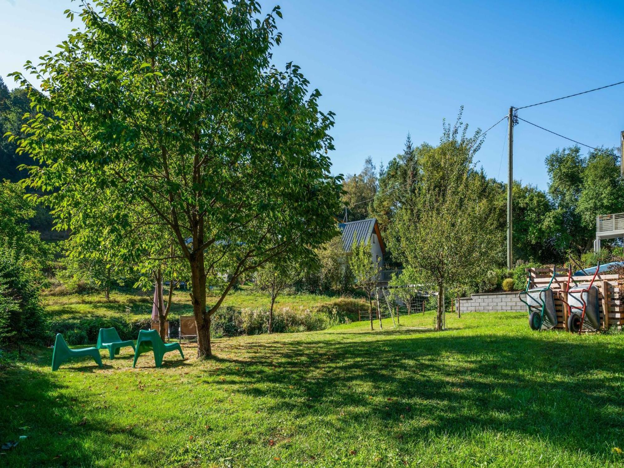 A Modern Apartment In The Hunsr Ck Region S Romantic Drohn Valley Merschbach Exterior foto